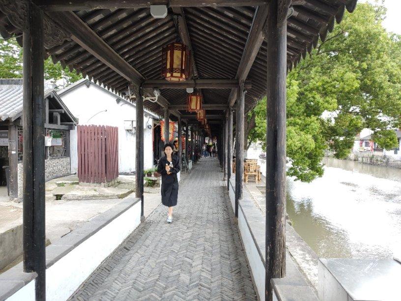 逃出塞里洛斯村